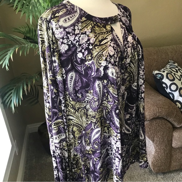 Macys Style & Co plus size long sleeve rayon flowy top - Picture 3 of 7